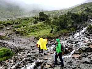 tour to huamntay lake